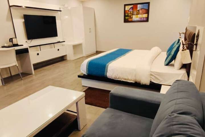 Room 26 of 64