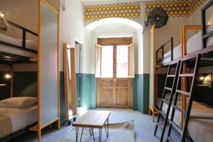 Room 26 of 88
