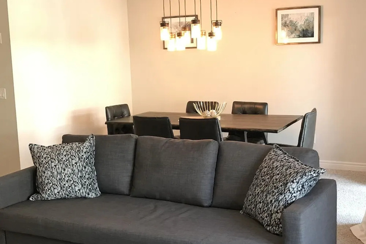 Room 8 of 15