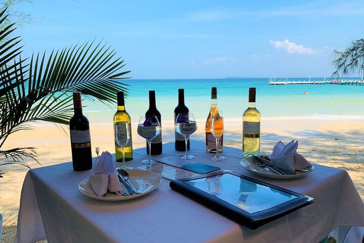 Dining 65 of 109