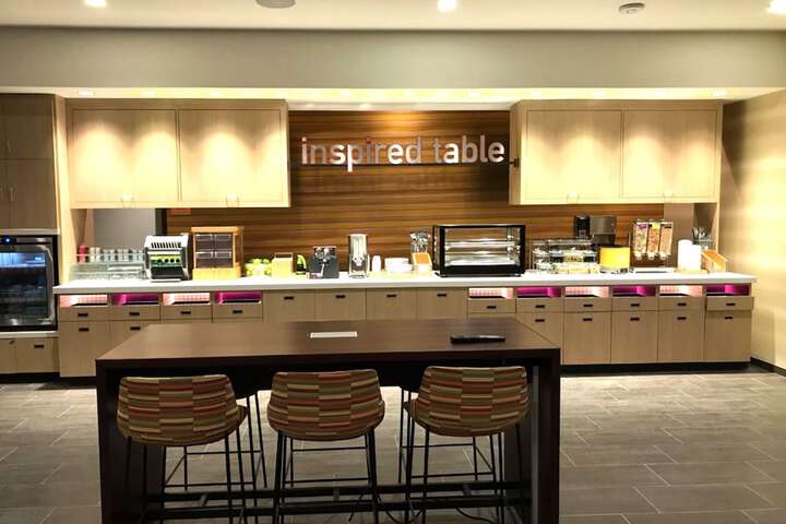 Breakfast area