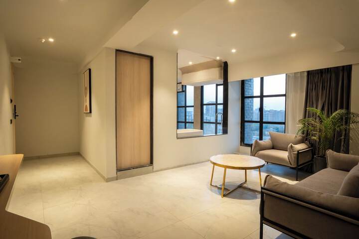 Room 51 of 90
