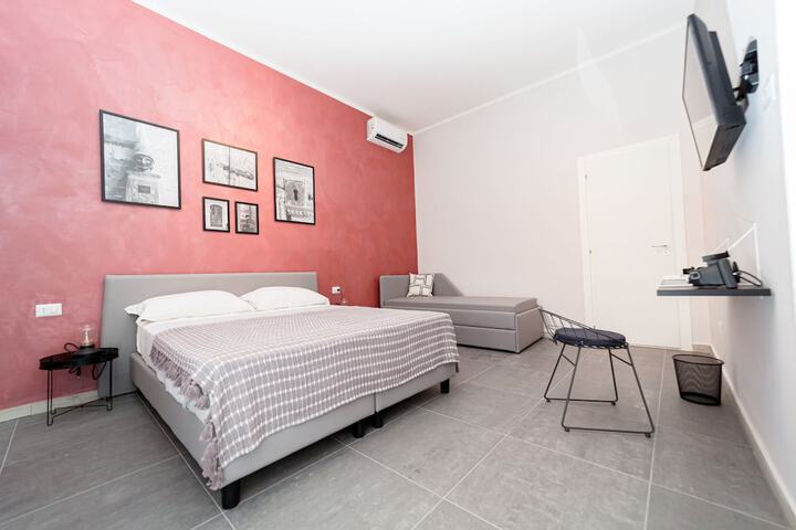 Room 10 of 60