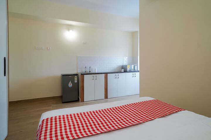 Room 5 of 24