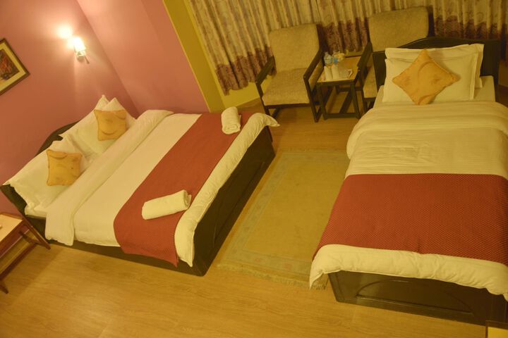 Room 9 of 50