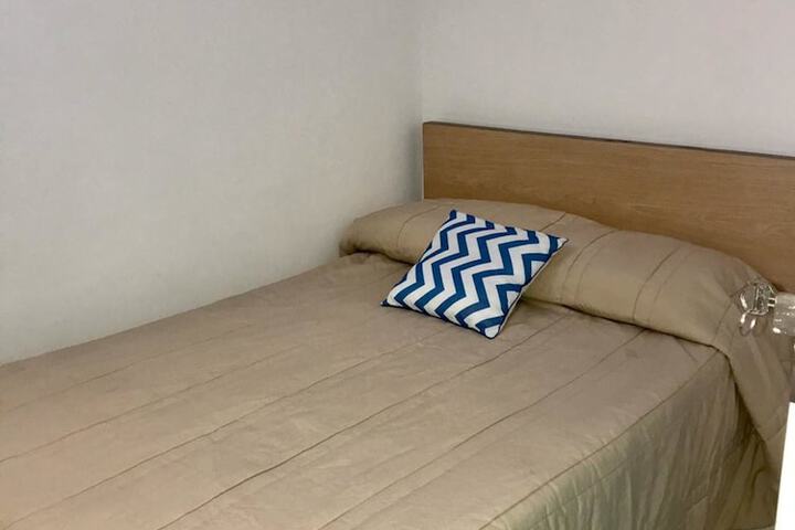 Room 32 of 72