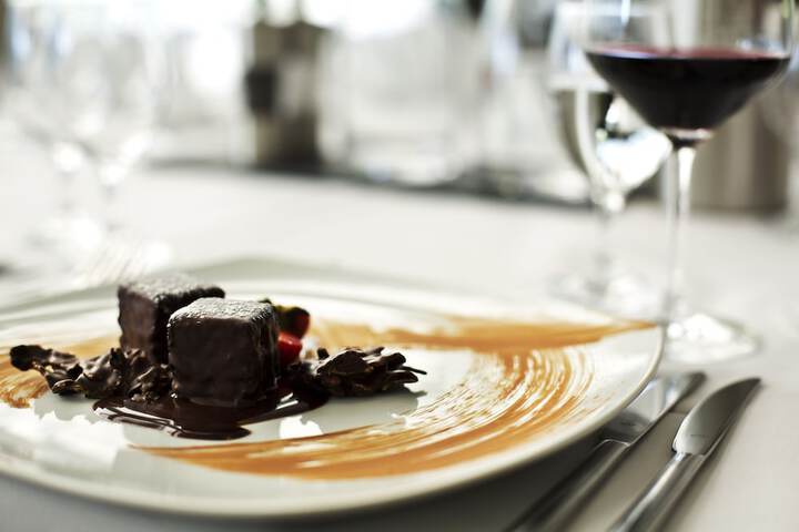 Dining 79 of 116