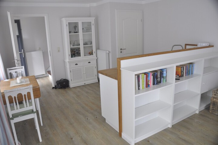 Room 35 of 81