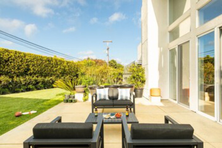Terrace/Patio 4 of 51