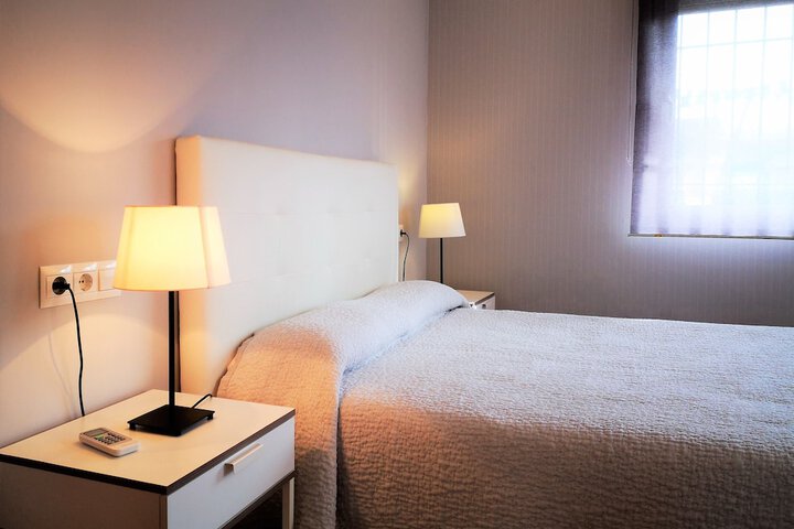 Room 5 of 65