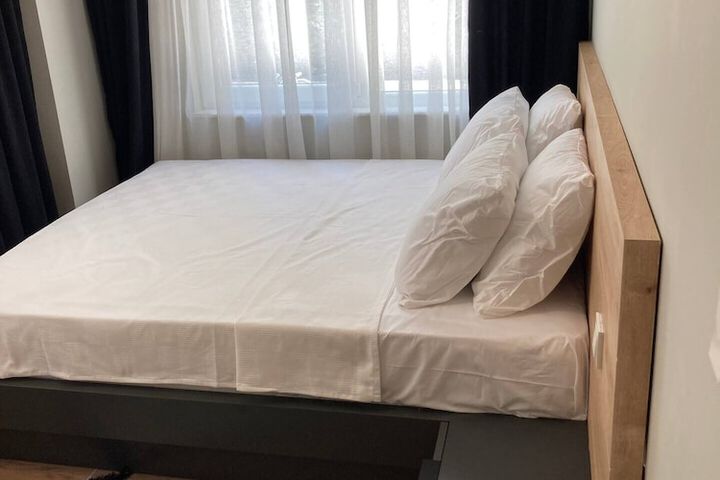 Room 5 of 43