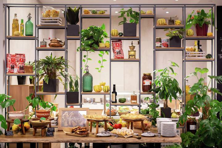 Dining 81 of 113