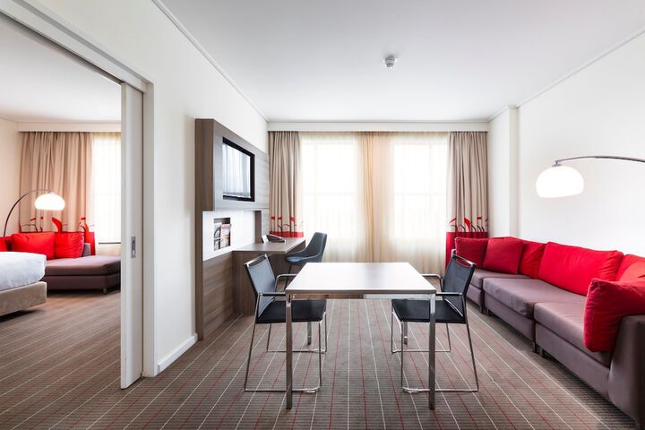 Room 26 of 68