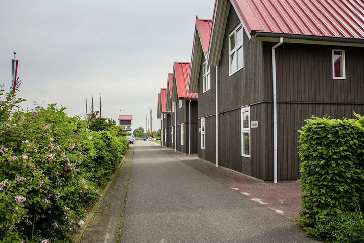 Cosy Holiday Home With Microwave in the Centre of Terherne