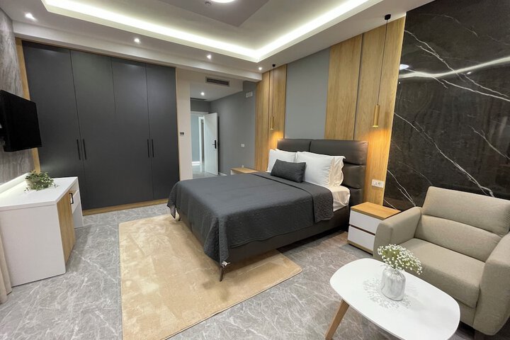 Room 13 of 45