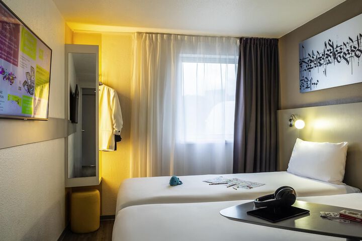 Room 21 of 85