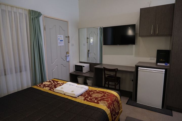 Room 21 of 169