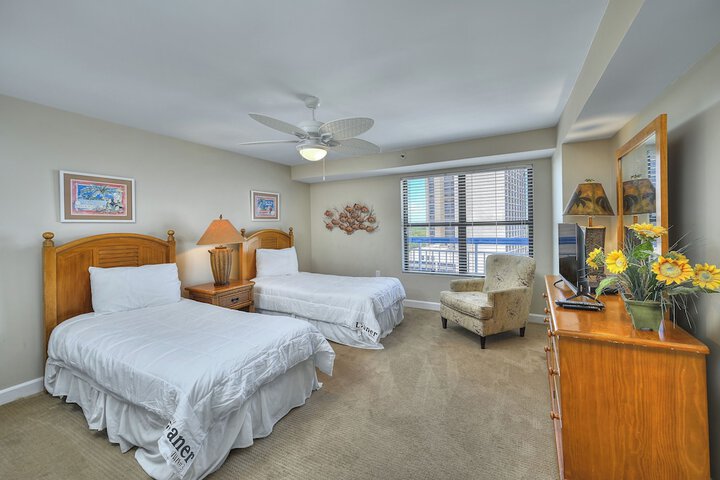 Room 15 of 138