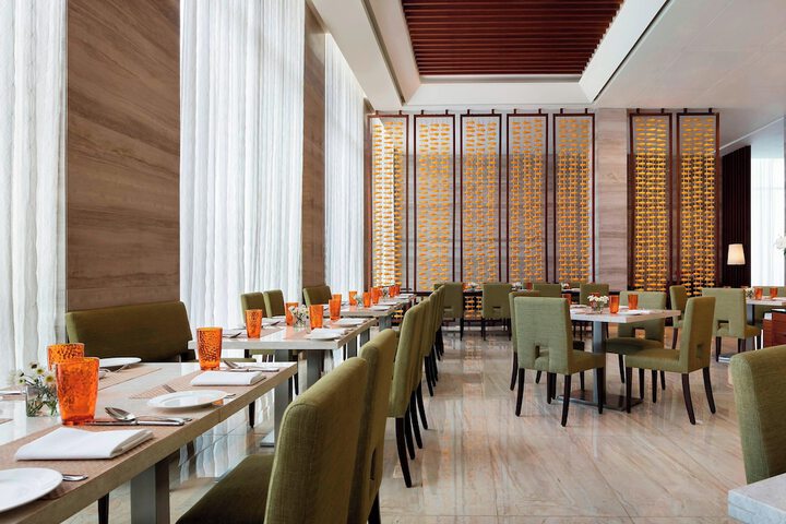 Dining Photos
