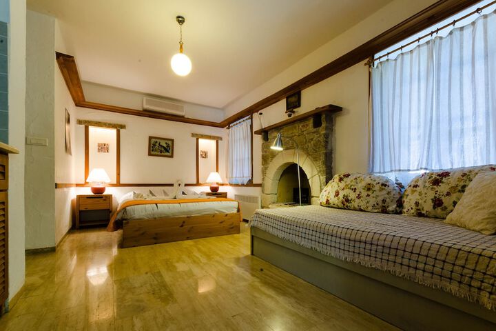 Room 8 of 21
