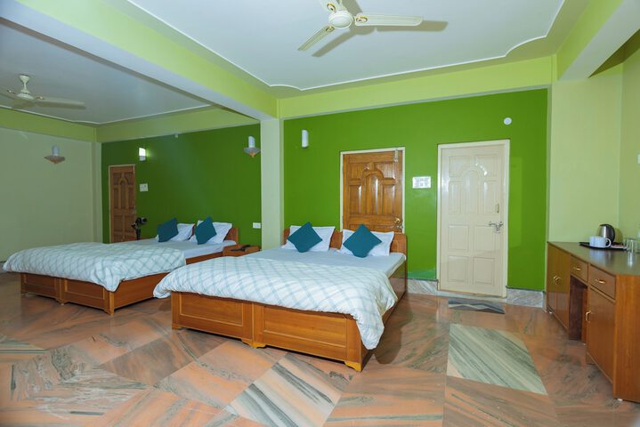 Room 26 of 60