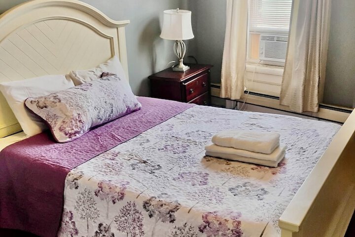Room 8 of 22
