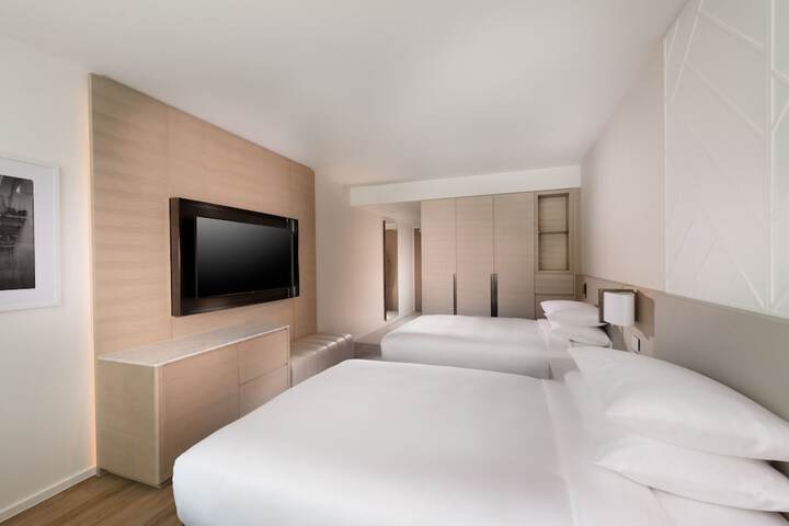 Room 20 of 95