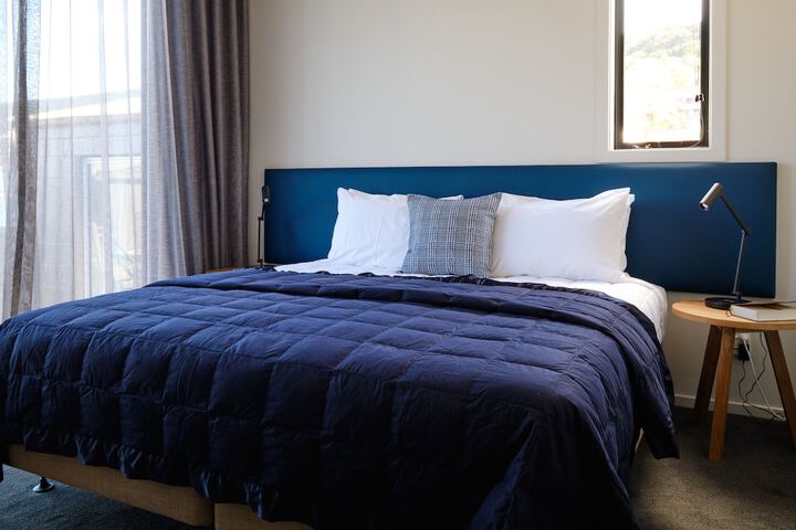 Room 34 of 65