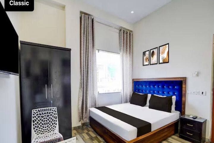 Room 42 of 57