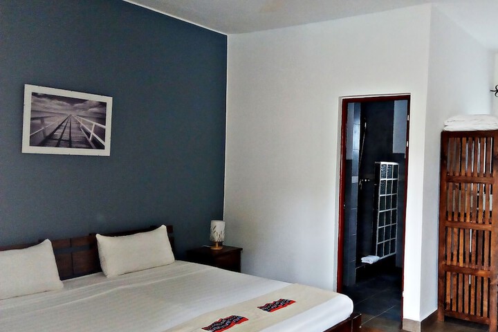 Room 8 of 41