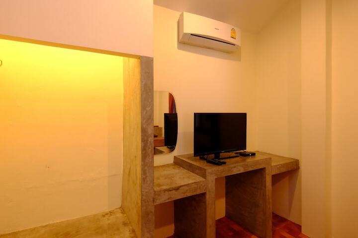 Room 20 of 49