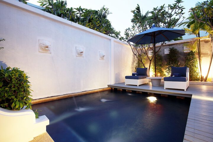 Pool 74 of 166
