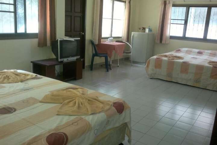 Room 12 of 41