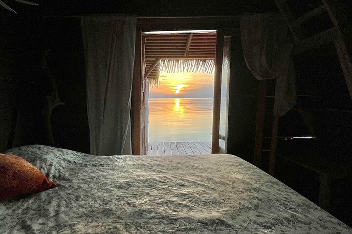 Room 11 of 118