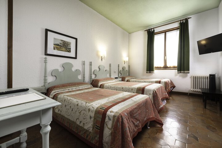 Room 5 of 39