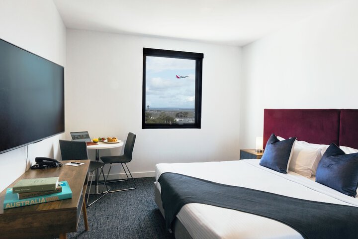 Room 3 of 16