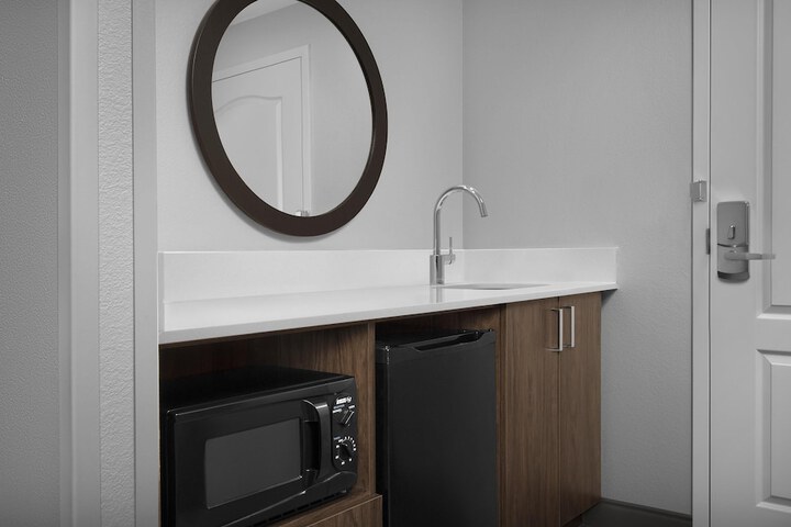 Minibar