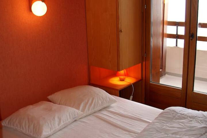 Room 10 of 314