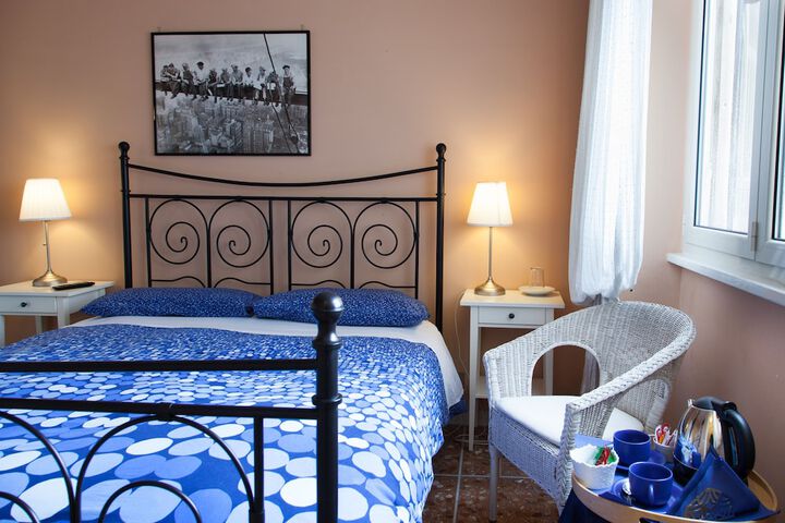 Room 16 of 35