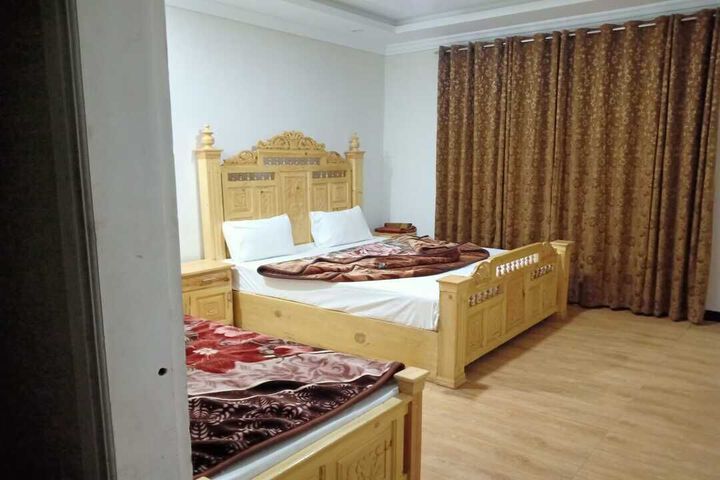 Room 13 of 13