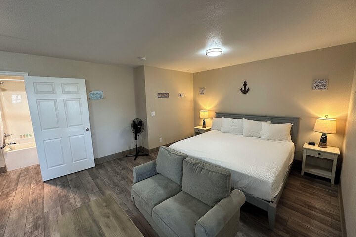 Room 72 of 136