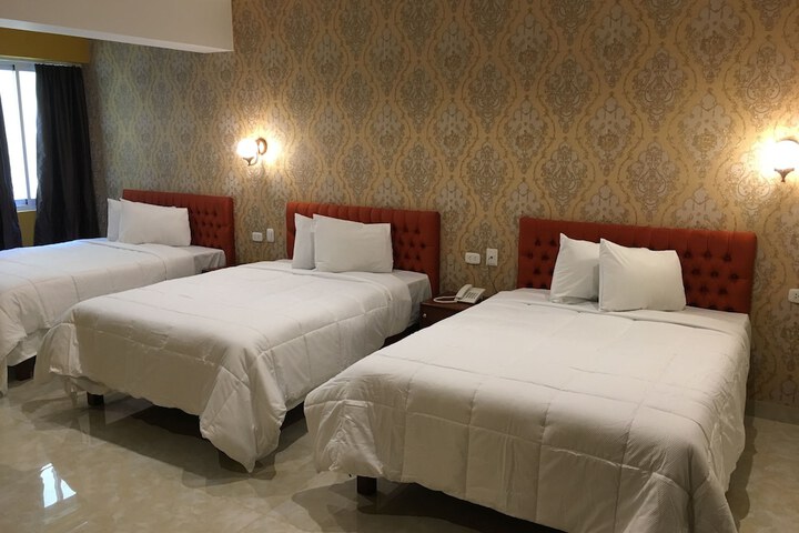 Room 6 of 23