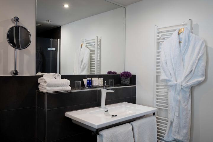 Bath Interior