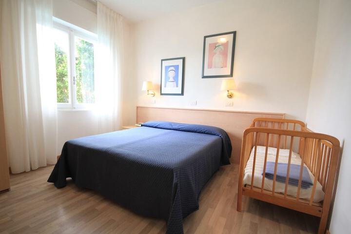 Room 14 of 22