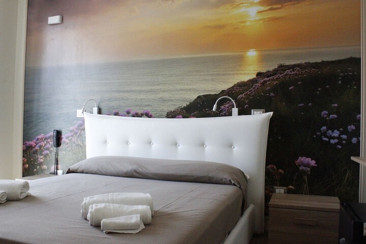 Room 10 of 35