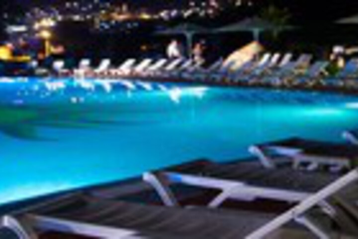 Pool 8 of 14