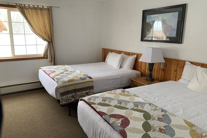 Room 7 of 32