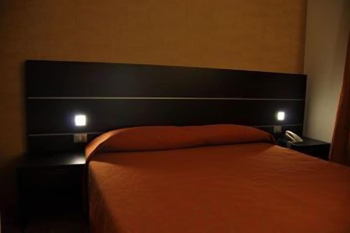 Room 8 of 46