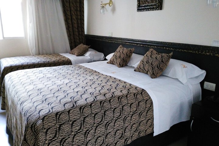 Room 32 of 73