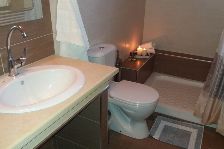 Room 33 of 57